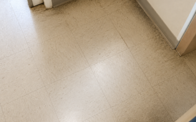 Aloni sui pavimenti in RSA: cause, rischi e soluzioni